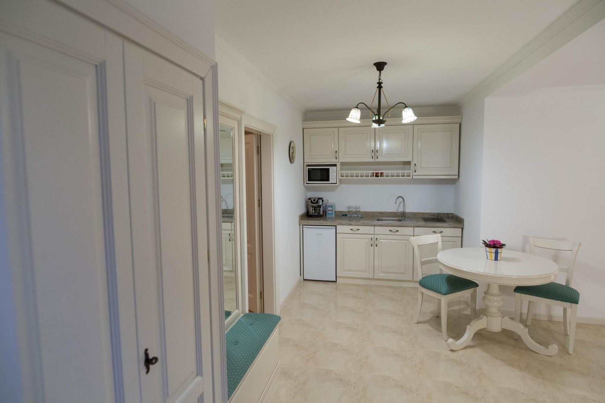 Baroc Apartments & Studio Sibiu Room photo